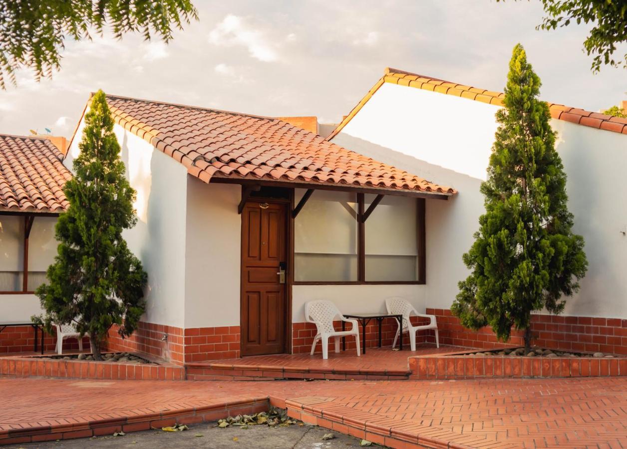 Hotel Faranda Bolivar Cucuta, A Member Of Radisson Individuals Exterior photo
