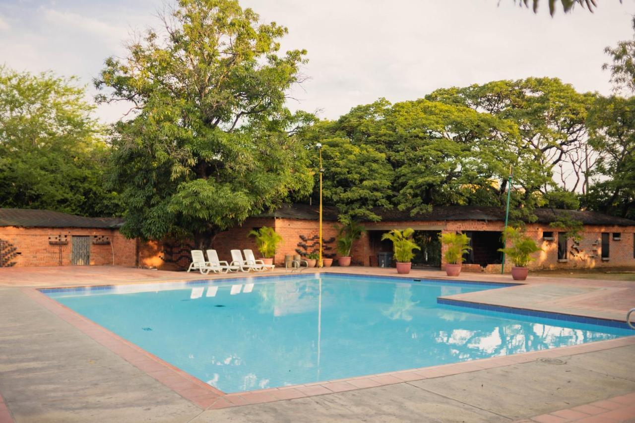 Hotel Faranda Bolivar Cucuta, A Member Of Radisson Individuals Exterior photo