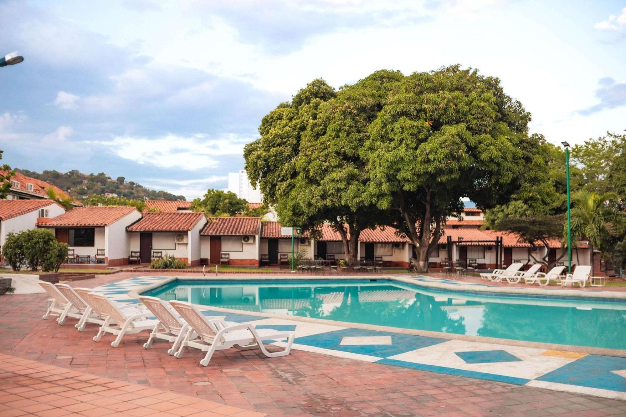 Hotel Faranda Bolivar Cucuta, A Member Of Radisson Individuals Exterior photo