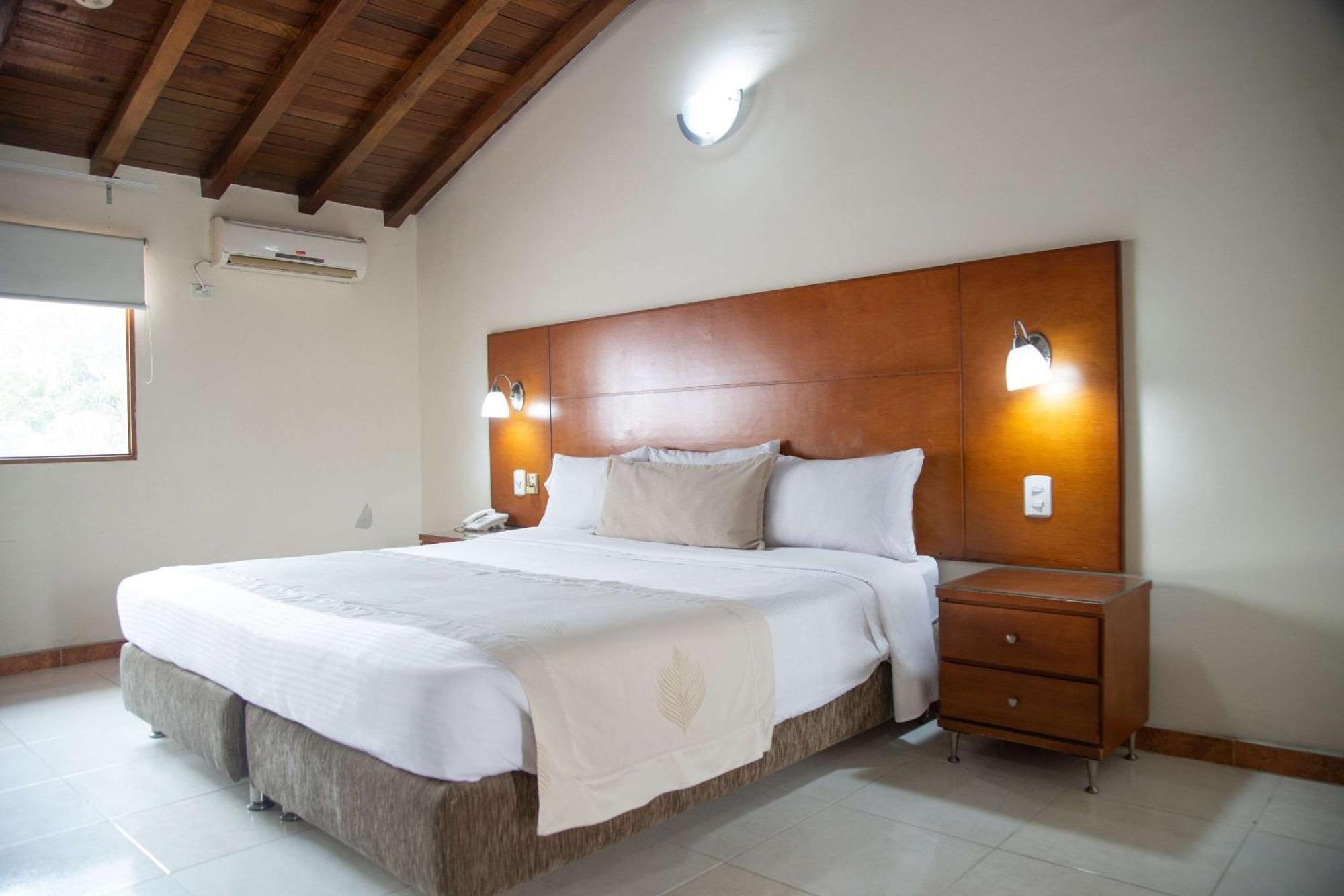 Hotel Faranda Bolivar Cucuta, A Member Of Radisson Individuals Exterior photo